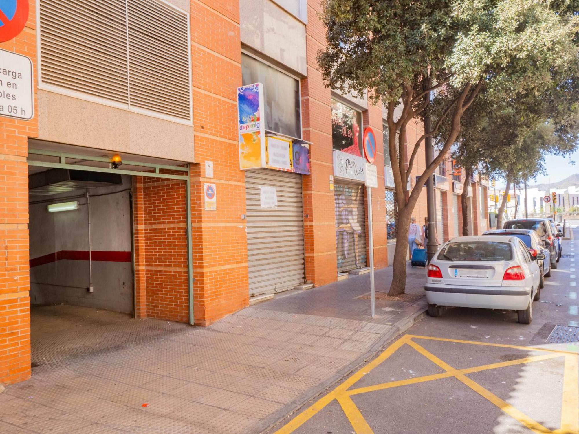 Cubo'S Apartamento Atocha With Optional Parking Malaga Zewnętrze zdjęcie
